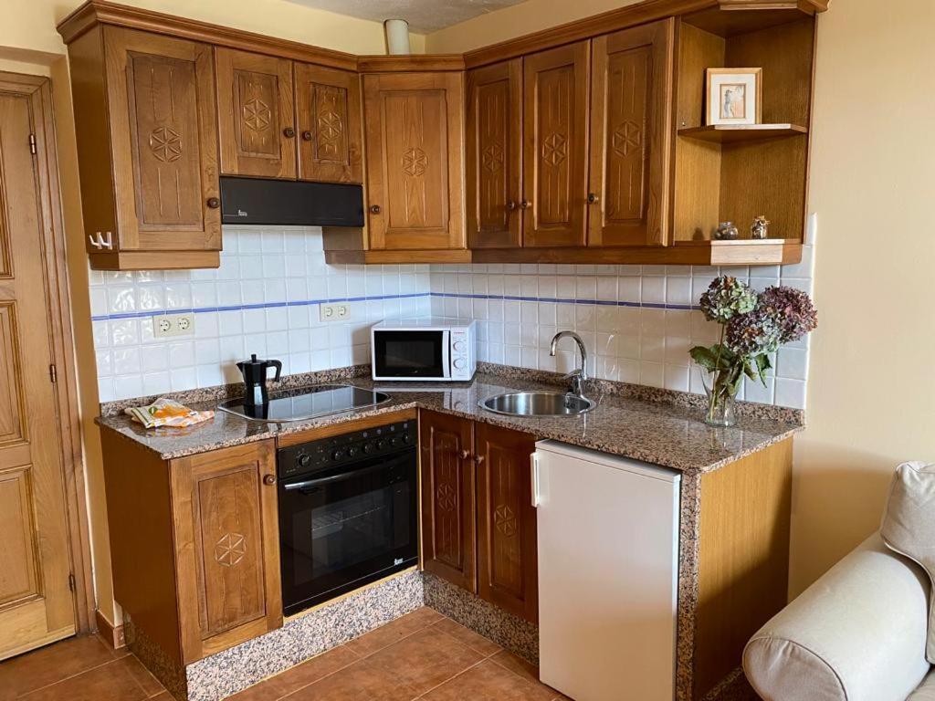San Martin de Oscos Ahio San Martin, Apartamentos Rurales Casa De La Villa מראה חיצוני תמונה