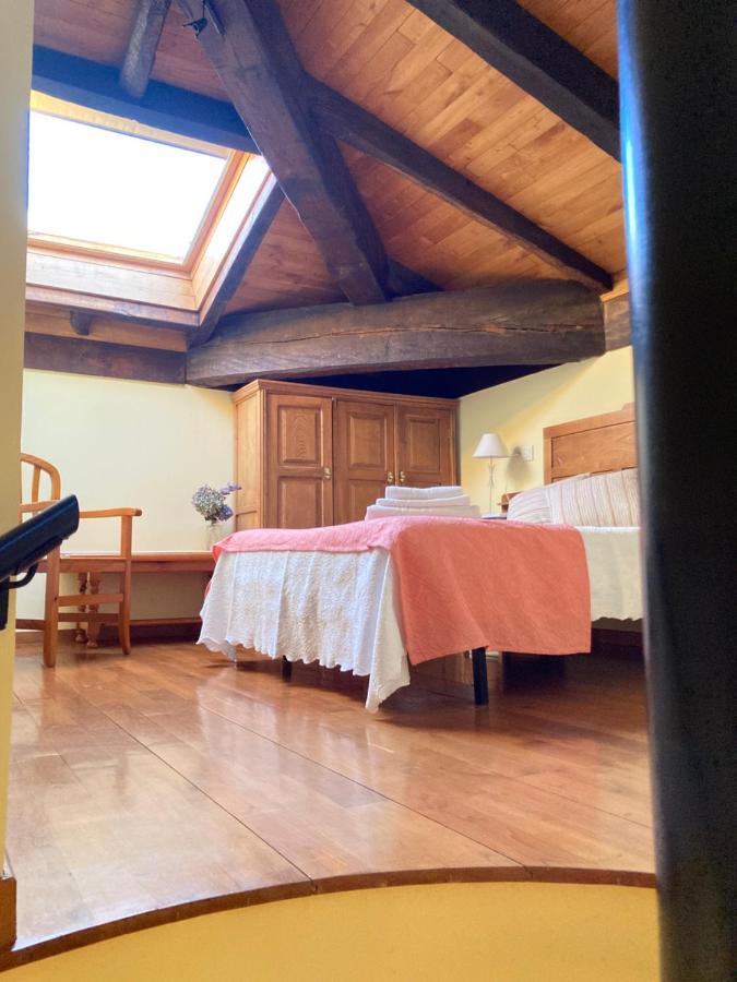 San Martin de Oscos Ahio San Martin, Apartamentos Rurales Casa De La Villa מראה חיצוני תמונה